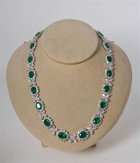 Gold Pendant Jewelry Diamond Jewelry Necklace Emerald Necklace Diamond Pendant Necklace