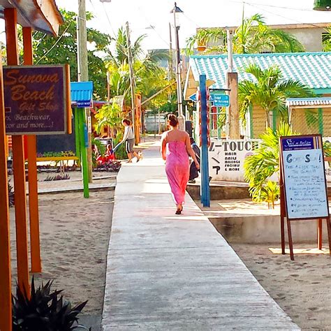 A Visual Tour Of Placencia Village On A Beautiful Perfect Tuesday
