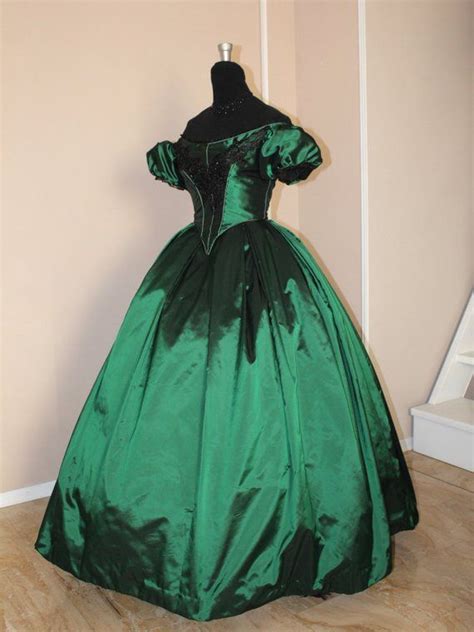 Victorian Ball Gown In Green Taffeta With Lace Application And Beading