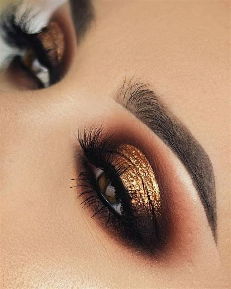 A Gorgeous Warm Brown Smokey Eye With A Gold Foil Yes Please ️