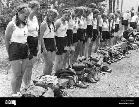 Campamento De La Bdm 1935 Fotografía De Stock Alamy