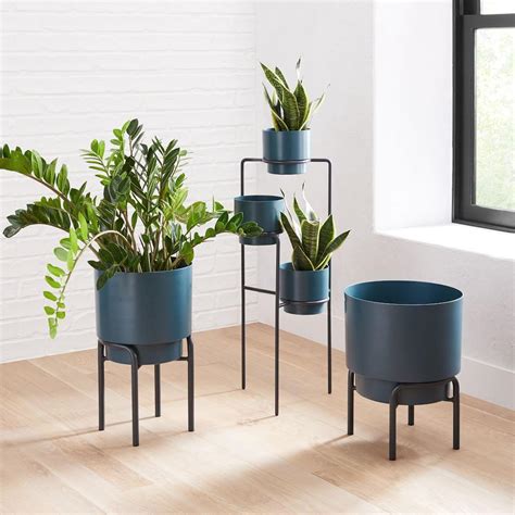 Two-Tone Metal Planter and Stand | west elm United Kingdom
