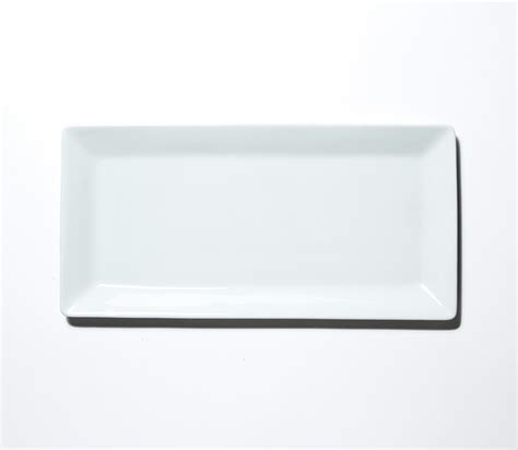 This serving platter is so pretty you could hang it up on your wall and your guests would have no idea this piece of art was really designed to serve food. Rectangular Platters: Large, Rectangular Serving Platter ...