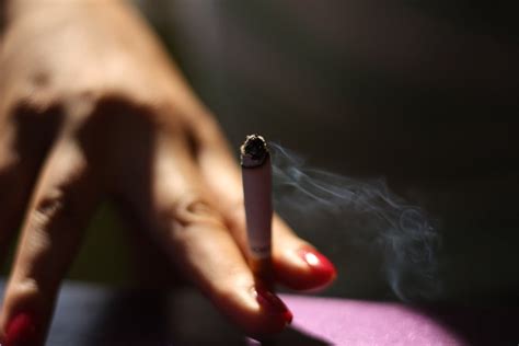 Free Stock Photo Of Beautiful Hand Cigar Cigarette