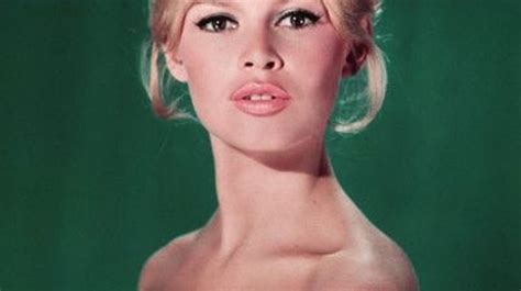 brigitte bardot dans le top 10 des plus belles femmes de tous les temps