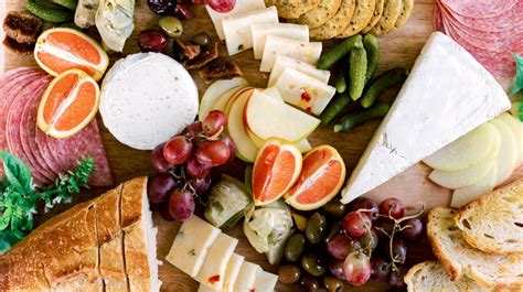How To Make The Most Stunning Charcuterie Board