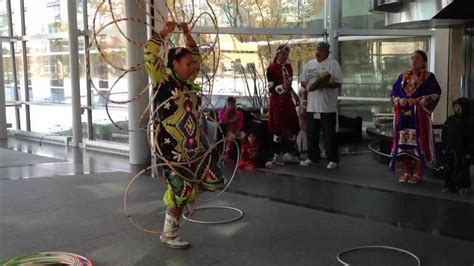 Native American Female Hoop Dancer Youtube