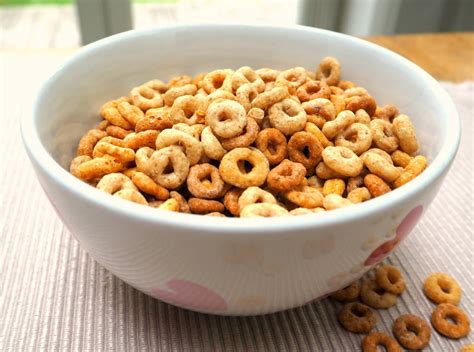 Is Cereal A Healthy Option Eat Drink Live Well