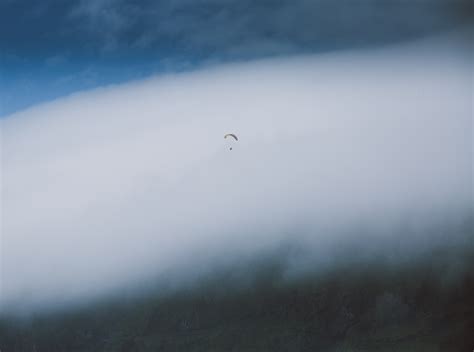 Wallpaper Id 204519 Cloud Parachute Sky And Flying Hd 4k Wallpaper