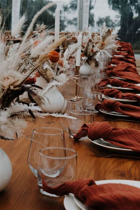 48 Trendy And Chic Rust Wedding Decor Ideas - Weddingomania