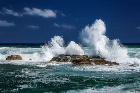 Splashing Waves By Pavel Polyakov On 500px Seascape Photography
