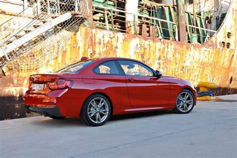 Sometimes design icons need to change. La BMW M235i à l'essai ! - L'argus