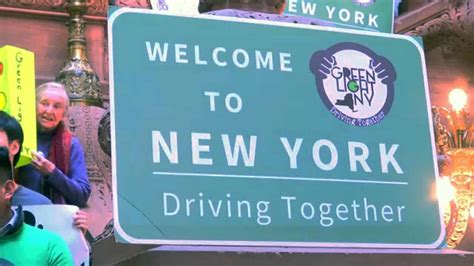 New York Gives ‘green Light To Drivers Licenses For Undocumented