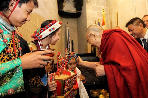 See comprehensive translation options on definitions.net! Meeting Tibetans in Minneapolis, MN, USA | The 14th Dalai Lama