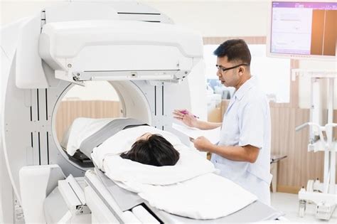 Ct Scan Perut Kenali Persiapan Prosedur Dan Efek Sampingnya Alodokter