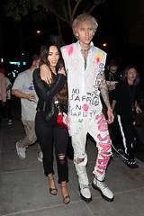 In fact, it's likely to generate some opinions that he's suited better as a rocker than a rapper. Megan Fox & Machine Gun Kelly Kiss In His 'drunk face ...