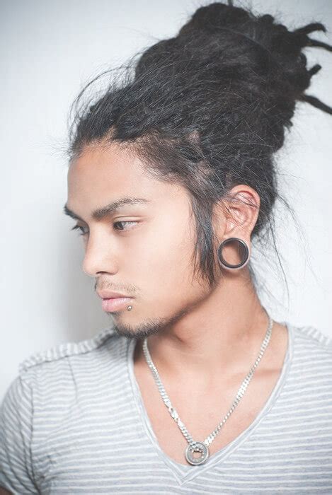 How to grow out hair for men. How to Grow Dreads