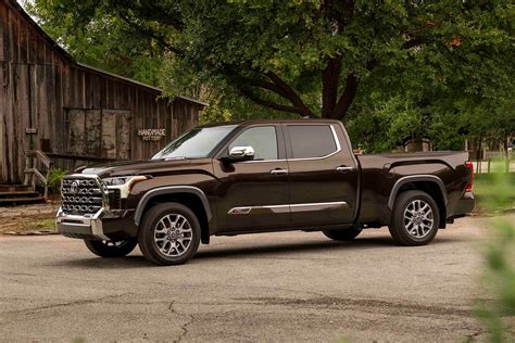 Review The Redesigned Toyota Tundra Finally Catches Up To The Pack