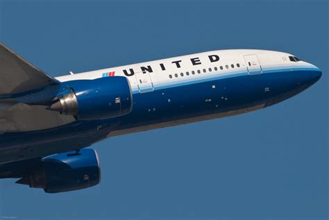 United Airlines Boeing 777 222 N776ua 36066 United Airli Flickr