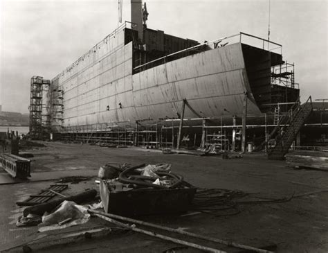 Shipbuilding On The Tyne Amber Collection