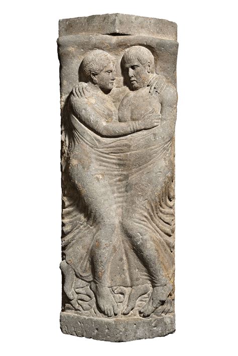 סרקופג הזוג הנשוי (he) urna funeraria etrusca (it); What can two Etruscan sarcophagi teach us about ourselves ...