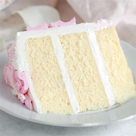 Moist Vanilla Cake Easy Buttercream Video Tutorial Sugar Geek Show