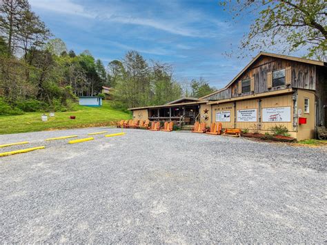 608 Glades Rd, Gatlinburg, TN 37738 - Retail for Sale | LoopNet.com
