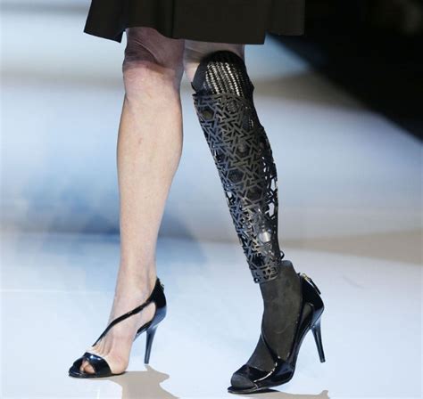 Toronto Fashion Week A Couture Twist To Prosthetic Design Prosthetic