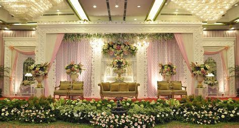 Dekorasi pernikahan di rumah modern sederhana minimalis yang elegan atau dekorasi pelaminan terbaru. 55 Gambar Dekorasi Pelaminan Minimalis Modern Dan Klasik ...