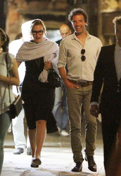Kate Winslet And Her Husband Ned Rocknroll Out In Venice 03 Gotceleb