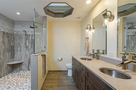 Rustic Industrial Bath - Wycombe, PA - Farmhouse - Bathroom