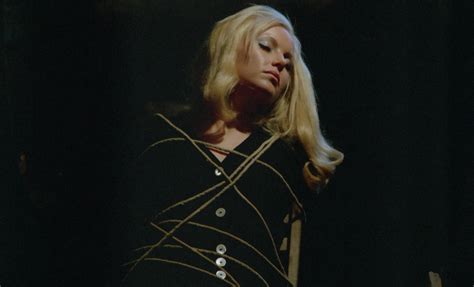 vampyros lesbos 1971