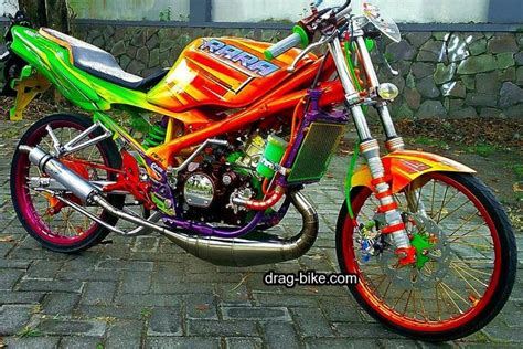 Kumpulan ide serta inpirasi terbaik modifikasi motor sport pada modifikasi motor trail satria 2 tak bisa anda jadikan pilihan terbaik untuk motor. Foto Ninja RR Modif Drag Kontes | Gambar, Kawasaki ninja ...