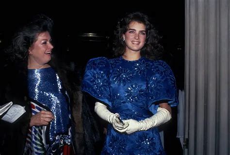Brooke Shields And Mother Teri Shields Circa 1983 In New York City Old