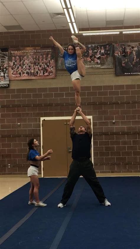 Coed Partner Stunting Coed Cheerleading Stunts Cheer Stunts
