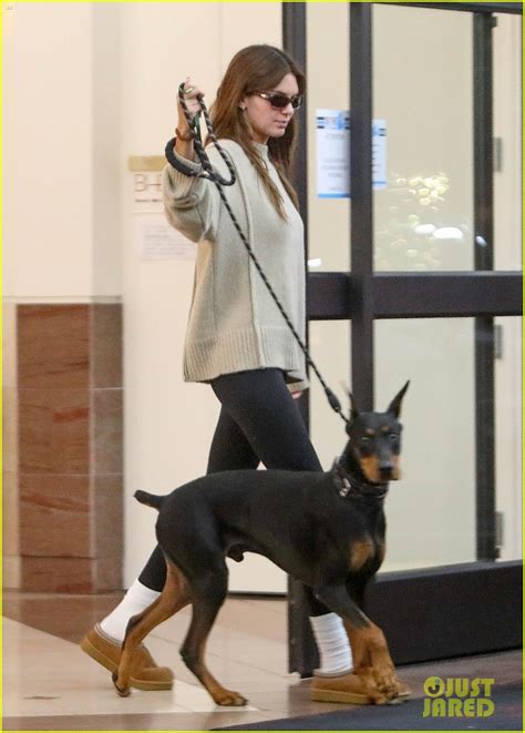 Photo Kendall Jenner Runs Errands In Beverly Hills At Met Gala 02