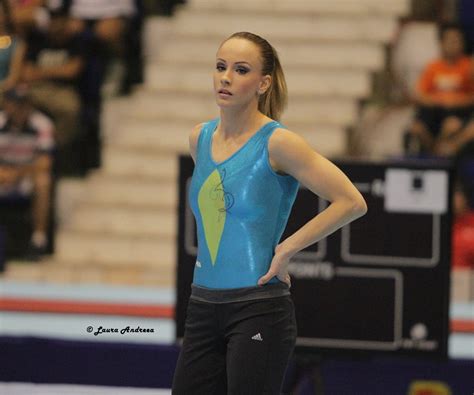 Gymnast inadvertently turned social media sensation. Sandra Izbasa Interview | Laura Cristache