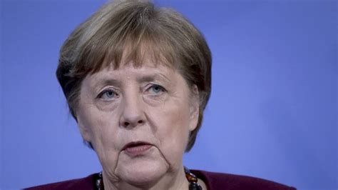 Covid 19 Angela Merkel Prête à être Vaccinée Avec Astrazeneca