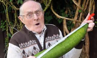 Grandfathers Shock After Growing 21 Inch Cucumber Daily Mail Online