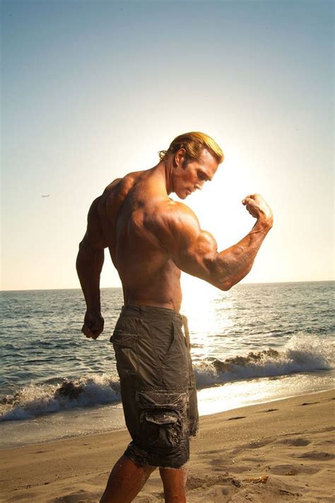 Here is mike o' hearn's chest, cardio, and abs routine: Mike O'Hearn (American Bodybuilder, Actor and Model)(이미지 포함)