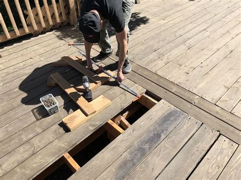 How To Repair Prep And Stain A Deck Diy Outdoor Carpentry Services