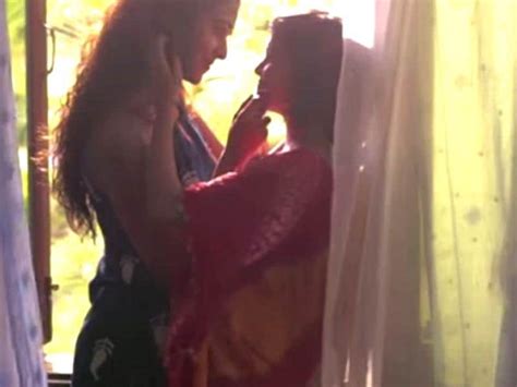 India S First Ad With Lesbian Pair Treats Them As Normal Says Actor Fashion Trends