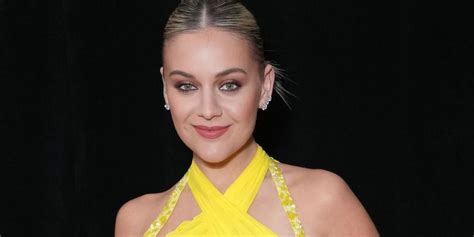 Kelsea Ballerini Rocks A Cutout Romper Onstage And Her Fierce Abs Are