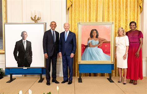 Former Us President Barack Obama And Michelle Obama Returned To White House For The Unveiling Of
