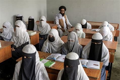 Taliban Arrest Women For ‘bad Hijab In The First Dress Code Crackdown
