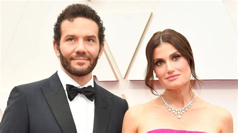 The Truth About Idina Menzels Husband Aaron Lohr