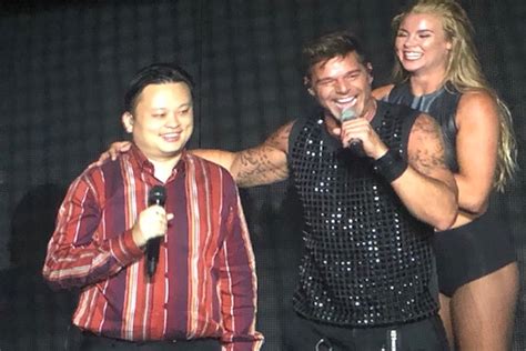 Watch Ricky Martin And William Hung Perform She Bangs Duet