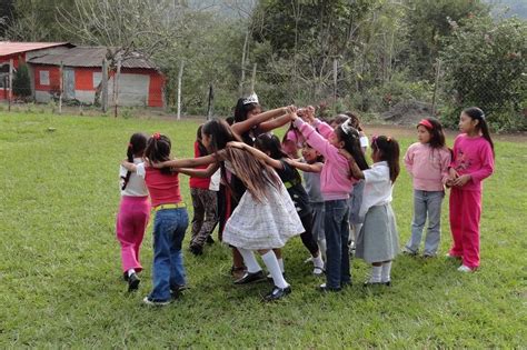 ¡a jugar en compañía se ha dicho! 12 juegos de nuestra infancia que ya no los juegan los niños de hoy | Tuul