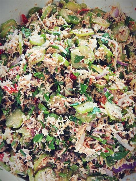 Nasi kerabu or nasi ulam, is a regional specialty from the state of kelantan on the east coast of malaysia. Kerabu belimbing buluh bersama daun selom,Ratah pun boleh ...