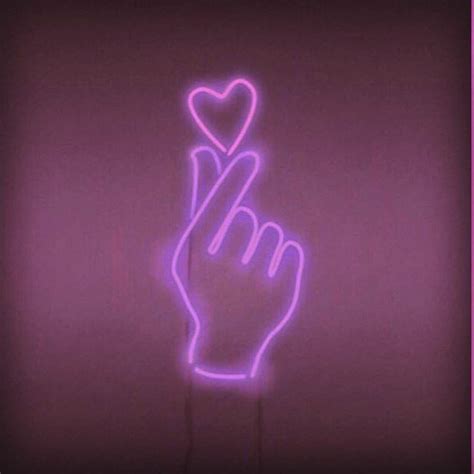 Korean Finger Heart Wallpaper Purple